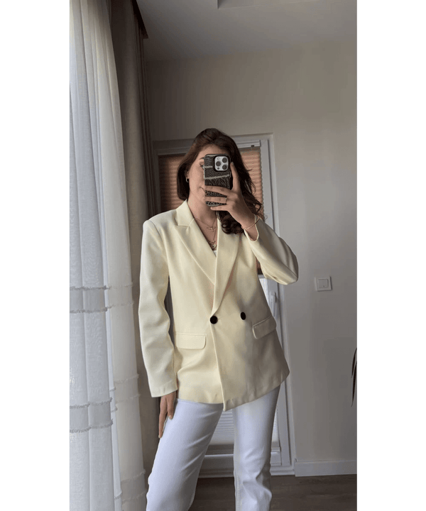 بليزر ترندي مع ازرار - Sateen style