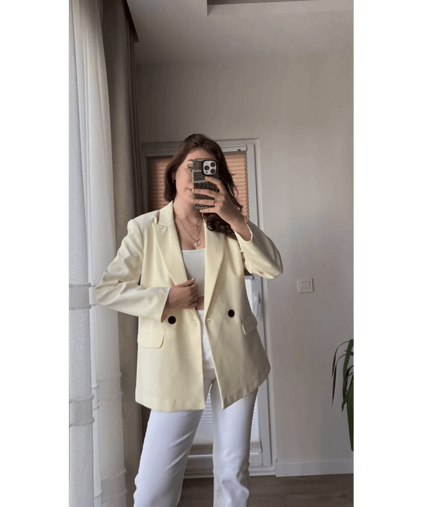بليزر ترندي مع ازرار - Sateen style