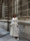 طقم بليزر مع تنورة ابيض Gabriela Set - Sateen style