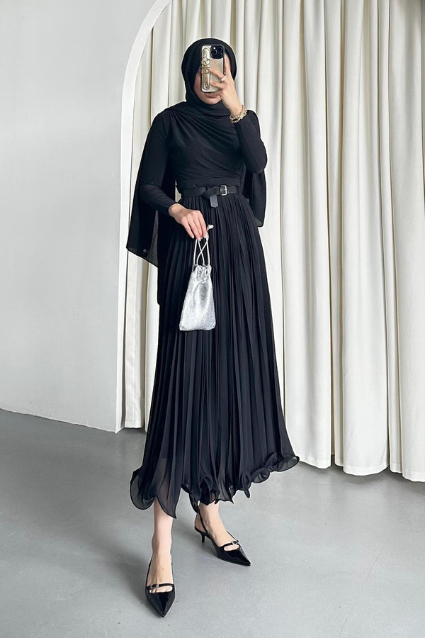 تنورة فيوليتا - شيفون مبطنة اسود - Sateen style